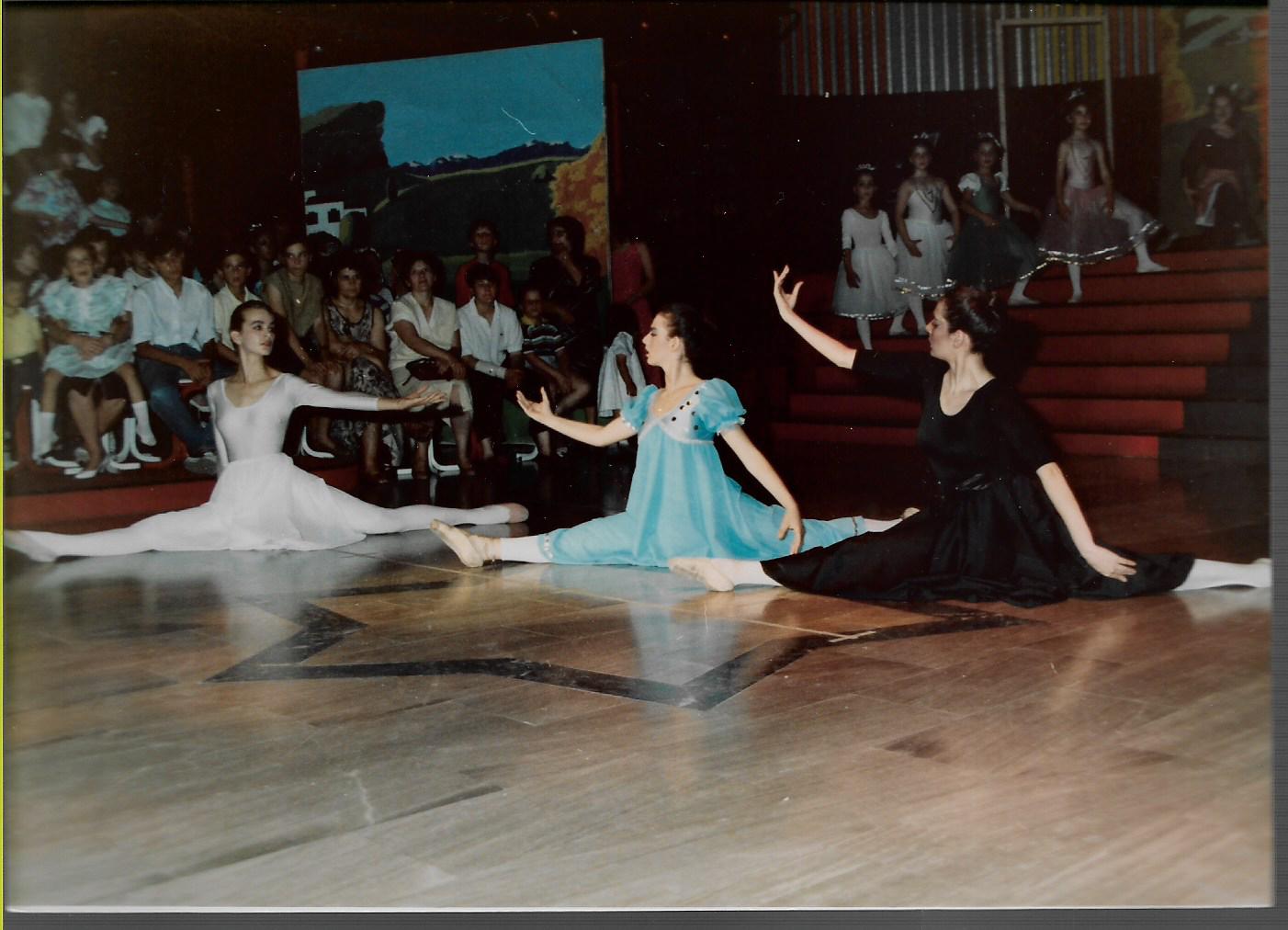 30 χρόνια προσφοράς στην τέχνη του χορού !!!