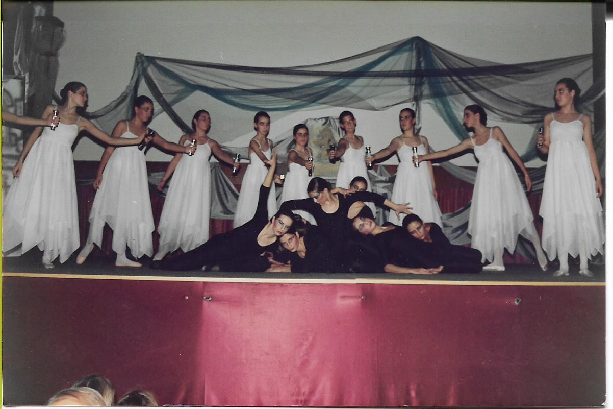 30 χρόνια προσφοράς στην τέχνη του χορού !!!